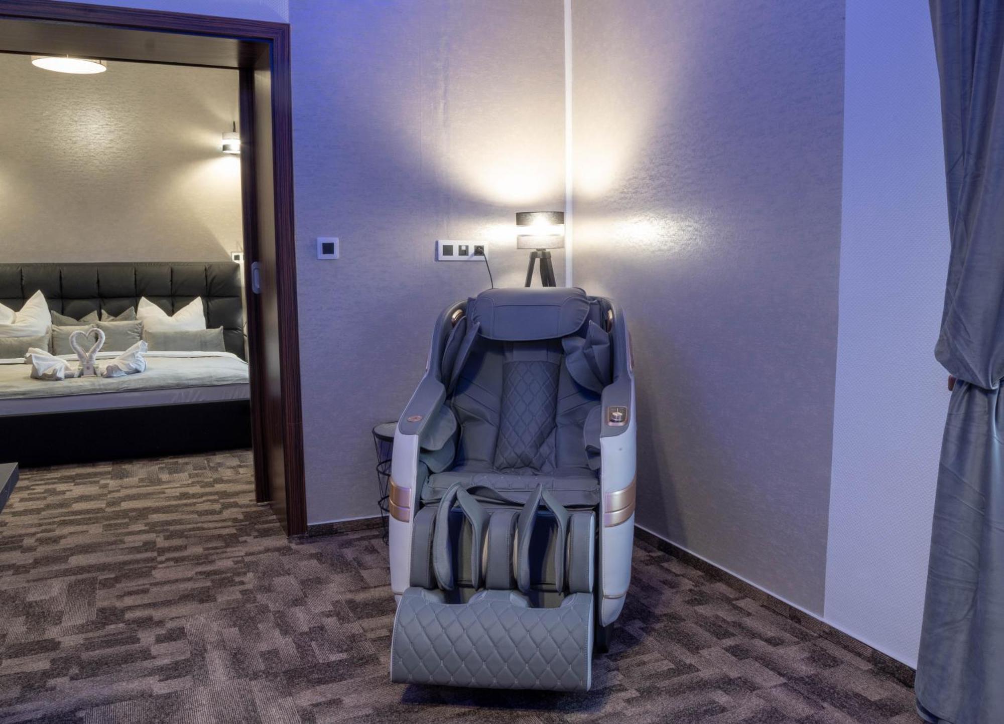 Wellness Hotel Beethoven โคมูตอฟ ภายนอก รูปภาพ